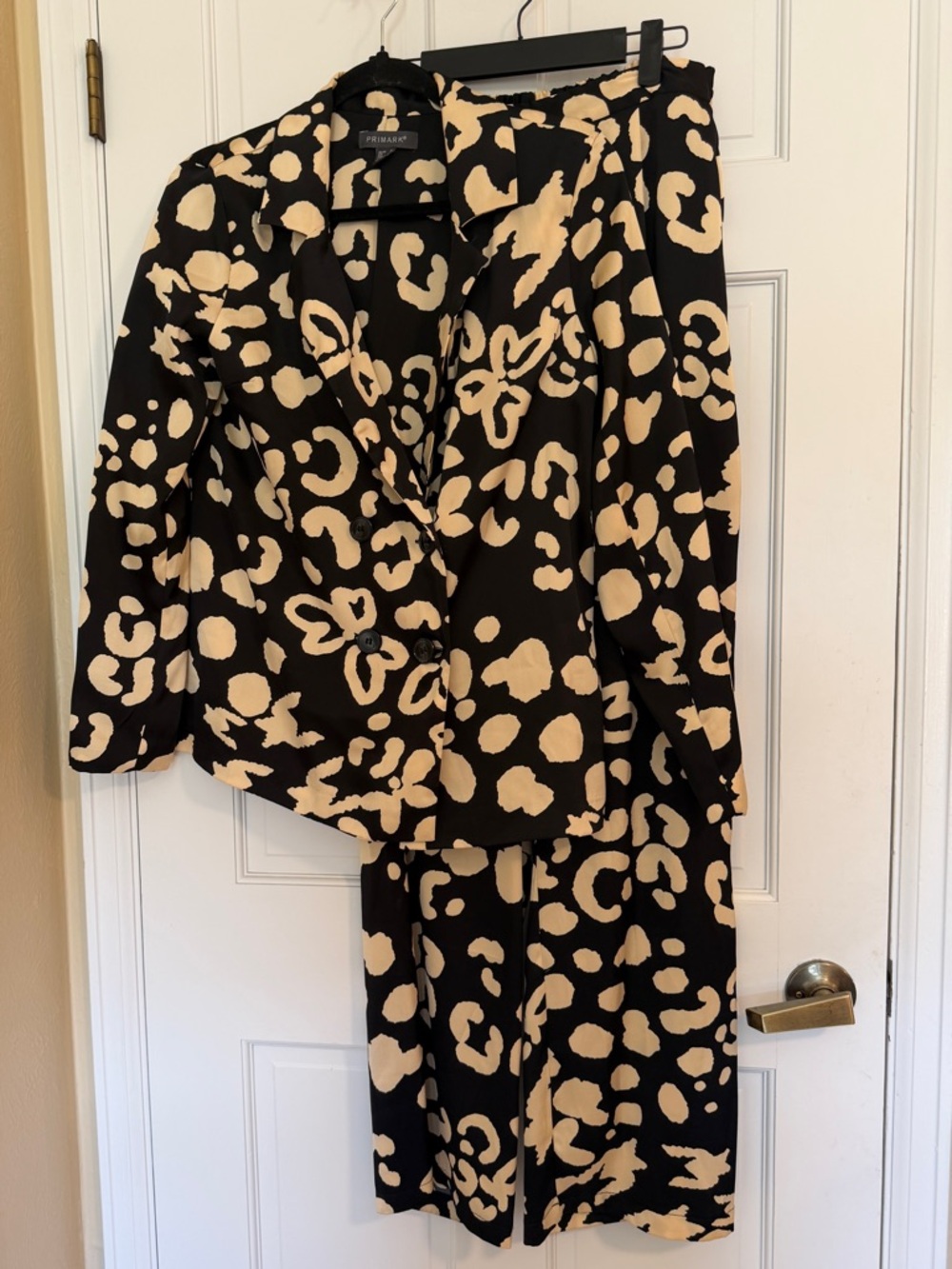 Primark Black & Cream Floral Funky Print Two Piece Suit Set | Size 6
